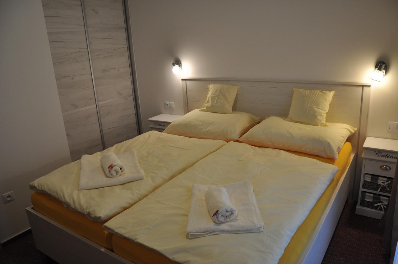 Apartman 14 Lucky Demaenovska Dolina מראה חיצוני תמונה
